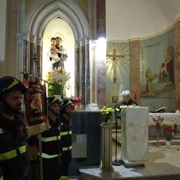 Catanzaro, i Vigili del fuoco celebrano la giornata “della memoria”
