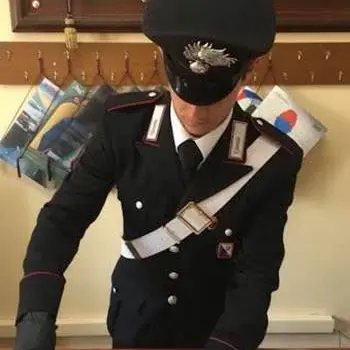 Trovati in possesso di bulbi di papavero da oppio, due arresti a Davoli