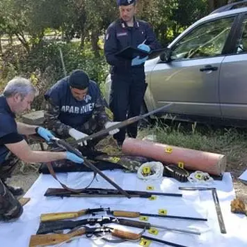 Bovalino: 4500 piante di canapa e armi