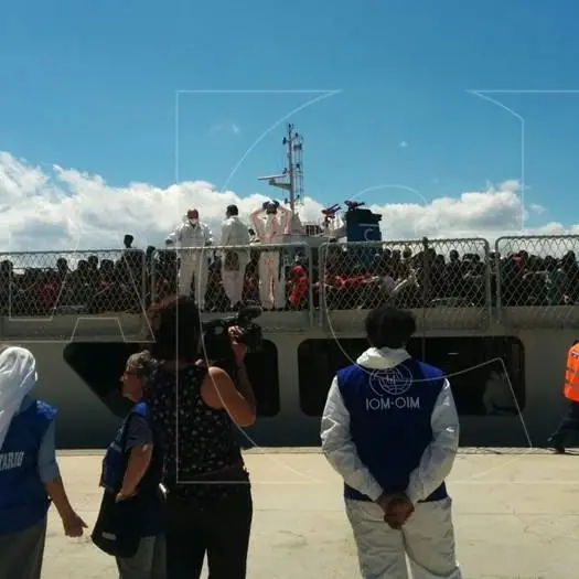 Ondata di sbarchi in Calabria: approdate quattro navi con oltre 1600 migranti