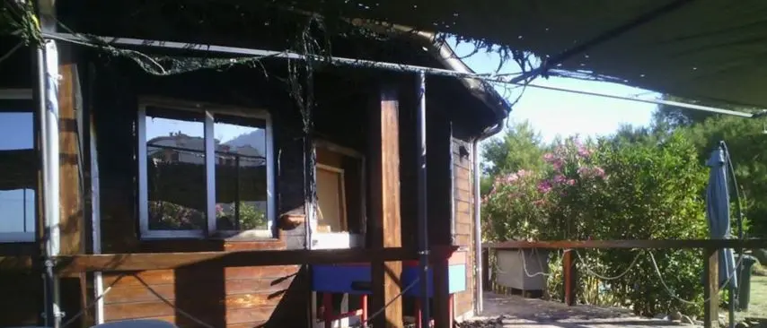 Paola, in fiamme il ristorante di un candidato al consiglio comunale