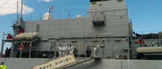Gli africani sbarcano in massa ma Oliverio pensa al moto-raduno di San Giovanni in Fiore