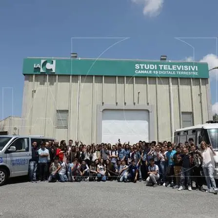 A scuola con LaC Tv. Porte aperte per 70 ragazzi del Vibonese (FOTO-VIDEO)