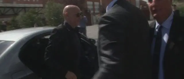 Minniti all'Unical per parlare di intelligence. All'esterno manifestazione di protesta