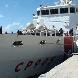 Sbarco migranti a Reggio, espulse 63 persone
