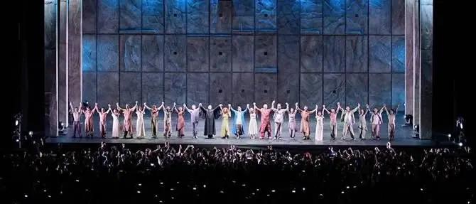 Cosenza, trionfale tappa di Notre Dame De Paris