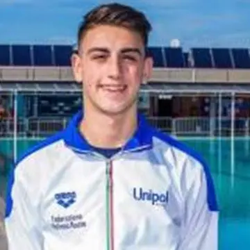 Europei di tuffi, medaglia di bronzo per il cosentino Francesco Porco