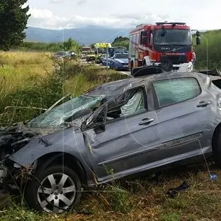 Lamezia, incidente stradale sulla Ss18: muore un 22enne (FOTO)