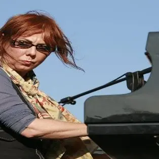 SPETTACOLO | A Cosenza, in scena “Un piano solo” (INTERVISTA)