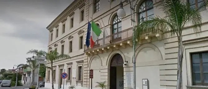 'Ndrangheta e Comune di Locri: quei rapporti fra i clan e la politica