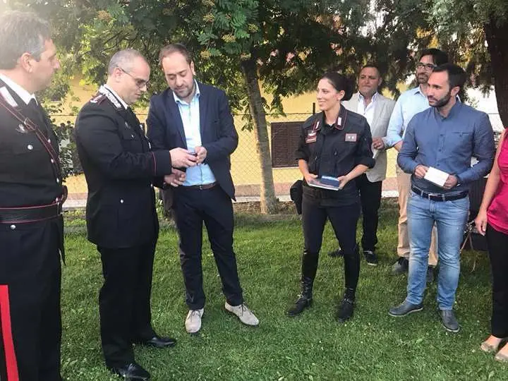 Contingente dei carabinieri a cavallo in Sila, incontro con l'amministrazione locale