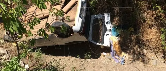 Incidente a Lamezia, auto finisce in un ruscello. Ferito il conducente