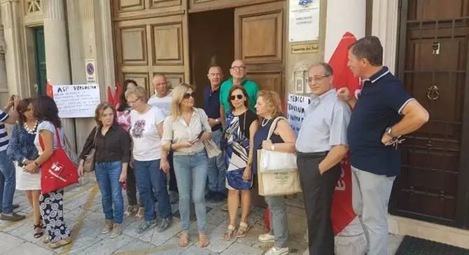 Reggio, sit-in medici della medicina dei servizi