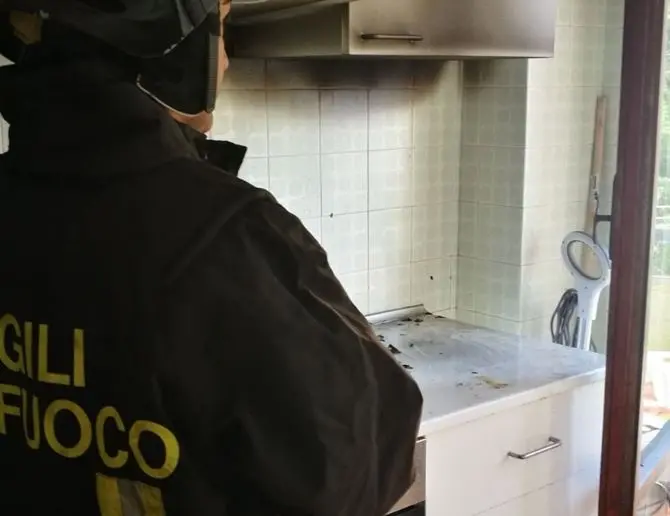 Catanzaro, incendio in un bed and breakfast