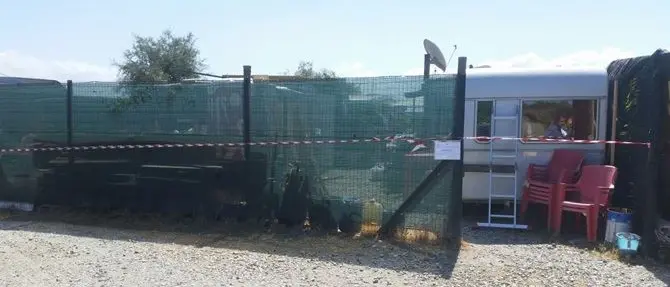 Gizzeria, sequestrati tre stabilimenti balneari