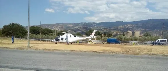 Spettacolare carambola in autostrada nei pressi dello svincolo di Montalto Uffugo. Ferita una persona