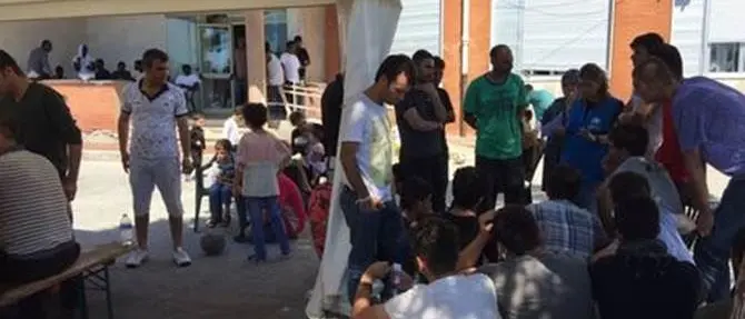 Migranti, in 48 sbarcano a Roccella Jonica