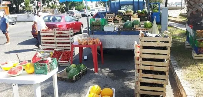 Catanzaro, sequestri e multe nel mercato rionale di Lido (FOTO)