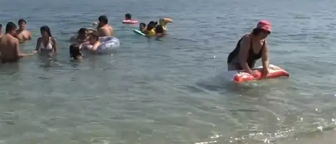 Il mare accessibile a tutti grazie all’associazione “Come te – insieme nella diversità” (VIDEO)