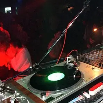 Sangineto, discoteca priva delle autorizzazioni. I carabinieri sequestrano il locale