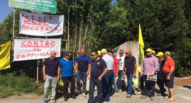 No al commissariamento del Consorzio, scatta la protesta