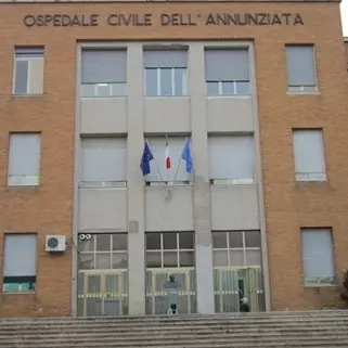 Scontro auto-moto a Corigliano, centauro in coma