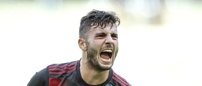 CALCIO | Cutrone asfalta Crotone. Il Milan lo blinda e lui dice no alla Calabria