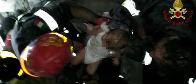 Sisma a Ischia, da Catanzaro partita squadra dei Vigili del fuoco