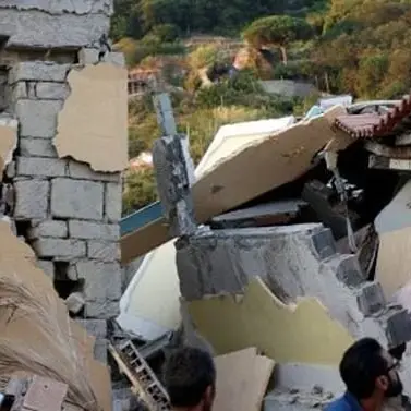 Terremoto ad Ischia, calabresi in vacanza: “Abbiamo paura ma restiamo qui” (VIDEO)