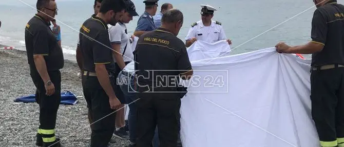 Malore in mare a Nocera Terinese, muore sub