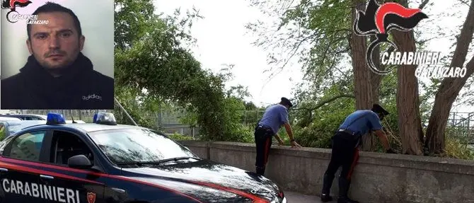 Catanzaro, sorpreso ad appiccare un incendio vicino al parco: arrestato