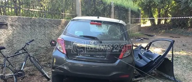 Ordigno sotto auto. Grave intimidazione al sindaco di Taurianova