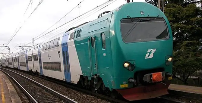 In Calabria puntuali 88 treni su 100, Trenitalia presenta il report