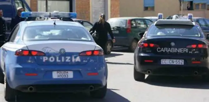 Palmi, tentano di rubare una cassaforte: arrestati