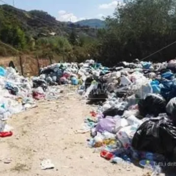 Isola ecologica a Pizzoni, scatta il sequestro