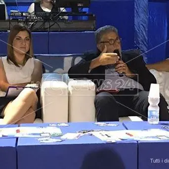 Diamante, il confronto tra Bruno Bossio (PD) e Morra (M5S) finisce in caciara