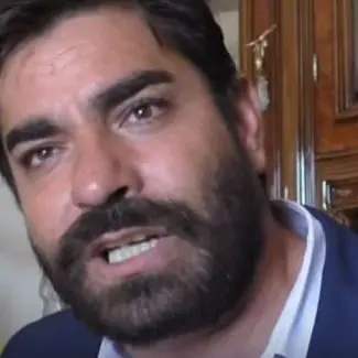 “Non toglietemi la possibilità di crescere i miei figli fuori dal campo rom” (VIDEO)