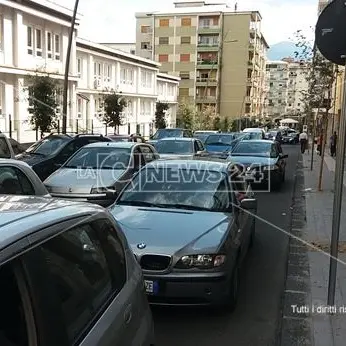 Cosenza, chiude al traffico Via Misasi: la città precipita nel caos (VIDEO)