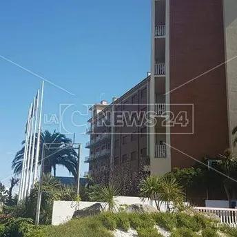 “Sigilli” al 501 Hotel di Vibo Valentia