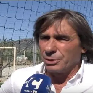 CALCIO | Bruno Conti colora di giallorosso Montalto Uffugo (VIDEO)