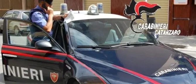 Catanzaro, appartamento abusivo in viale Brutium: arrestato il proprietario