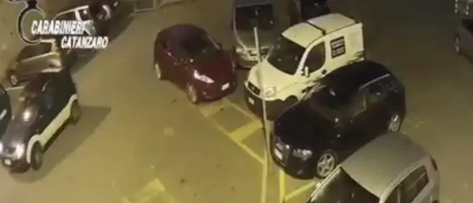 Catanzaro, smantellata organizzazione dedita al furto di auto (FOTO-VIDEO-NOMI)