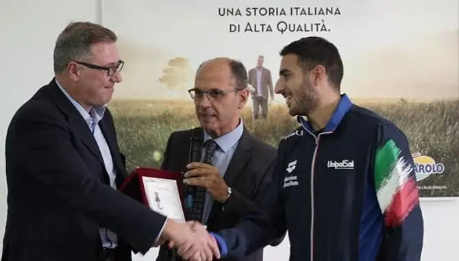 UN TUFFO NEL LATTE | Riconoscimento al campione Giovanni Tocci