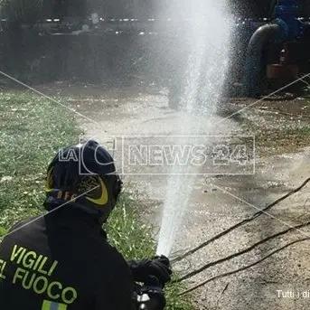 Bombole in fiamme, paura a Lamezia