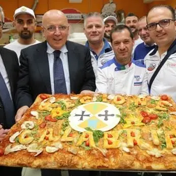 Rende, Oliverio ai pizzaioli: «siate ambasciatore di una Calabria laboriosa ed onesta»