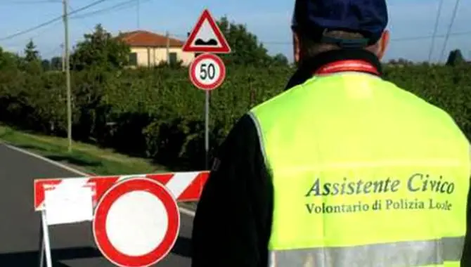 Bando per assistenti di polizia municipale al Comune di Reggio