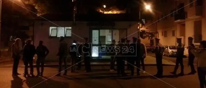 Sparatoria a Vibo Valentia nei pressi di un bar