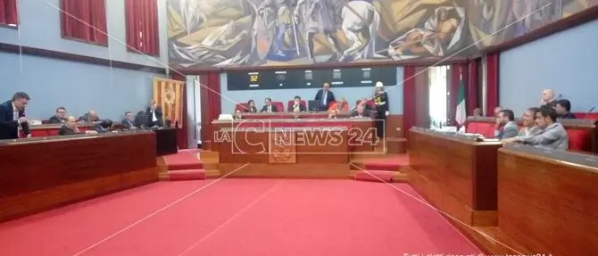 Catanzaro, il Comune mantiene le partecipazioni in Sacal e nel Comalca