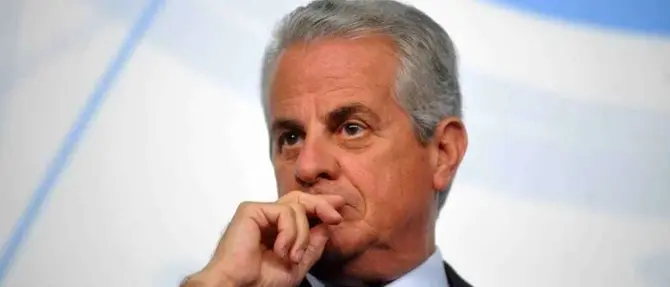 Scajola: “Non aiuti a Matacena ma alla moglie”