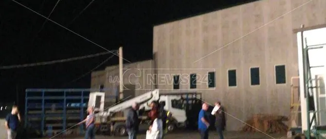 Incidente sul lavoro a Sellia Marina, operai folgorati. Sono gravi